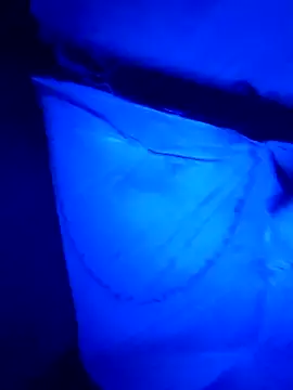 cdressupdiva online show from March 31, 6:14 am