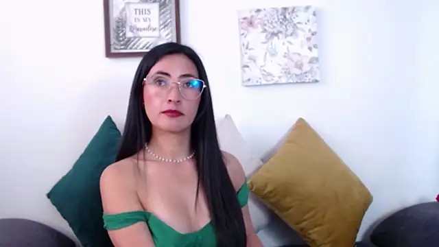 JainaRogers online show from July 15, 6:35 pm