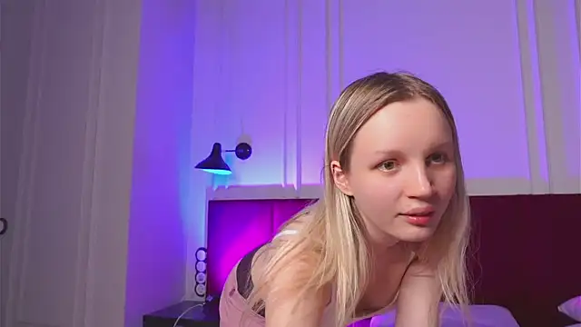 Beatrica Klein online show from January 20, 5:27 pm