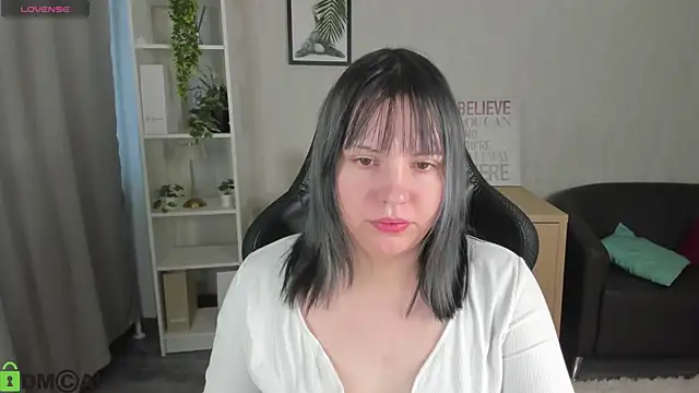 Stacy Luv online show from February 21, 9:10 am