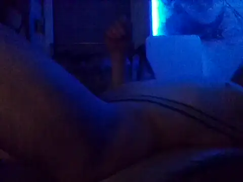 Bigheadxxx1 online show from May 1, 11:42 pm