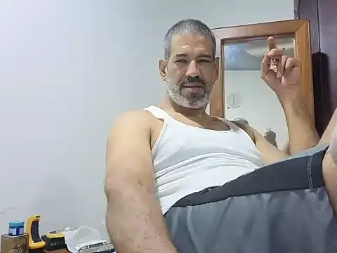 Snapshot of jackbigcock11 chatting on June 28, 4:29 am jackbigcock11 online show from June 28, 4:29 am