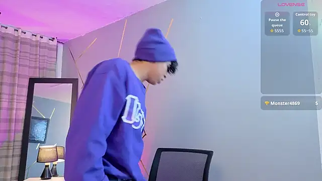 Noah Smith04 online show from October 29, 12:40 pm