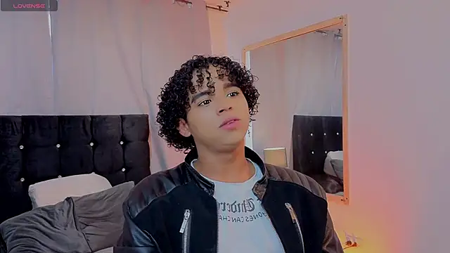 Noah Smith04 online show from January 9, 2:09 pm