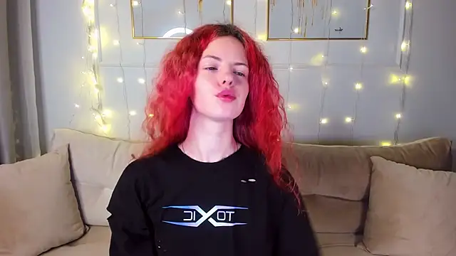 RubyAttwood online show from March 8, 10:02 pm