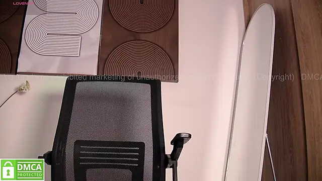 aidaadams online show from April 19, 11:42 am