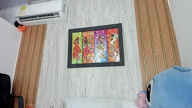 Alika01 online show from June 19, 1:59 pm