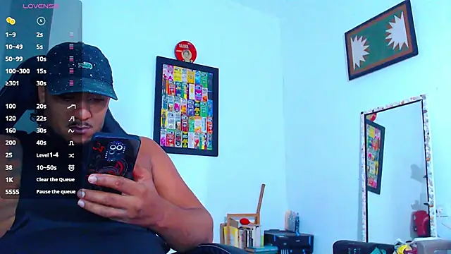 yosoy enzo2020 online show from October 31, 2:45 am