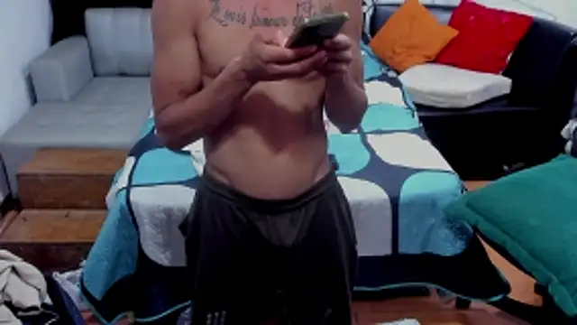 Brunocuttie94 online show from June 4, 9:54 pm