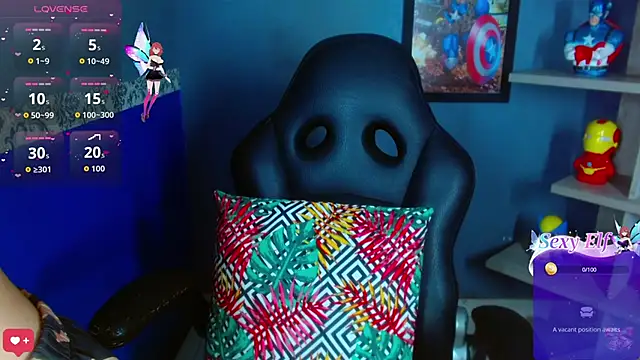 Snapshot of Erika_Stevens chatting on December 18, 3:40 pm Erika Stevens online show from December 18, 3:40 pm