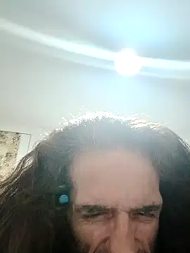 Sluckkkbigdk online show from April 18, 1:31 am