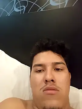 Negoo010 online show from April 14, 6:58 pm