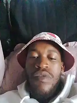 Snapshot of Gold_Digger86 chatting on April 9, 10:31 am Gold Digger86 online show from April 9, 10:31 am