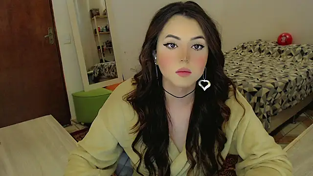 Snapshot of Sophie_Fantasys chatting on July 7, 4:11 pm Sophie Fantasys online show from July 7, 4:11 pm