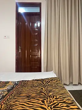 hot daily online show from April 11, 9:52 pm