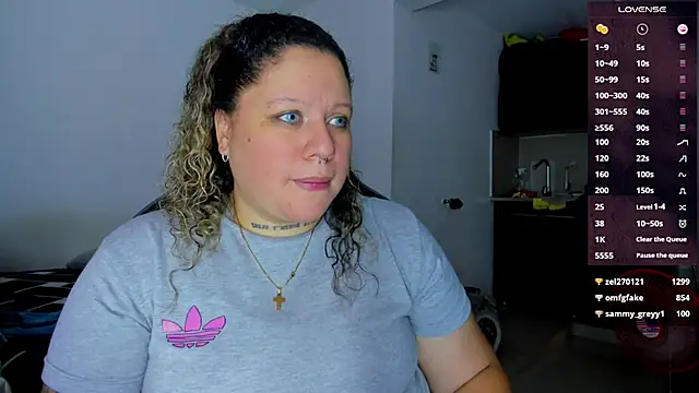 mariana maze online show from December 29, 3:57 pm