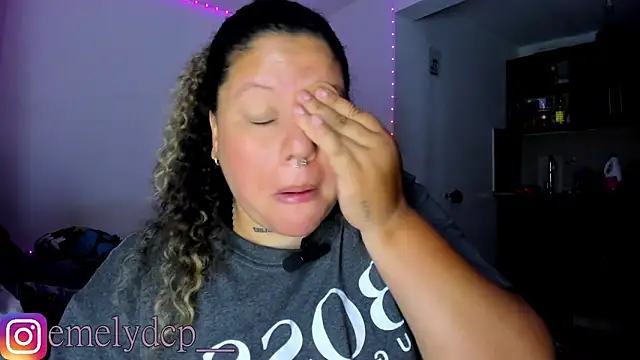 mariana maze online show from September 14, 7:40 am