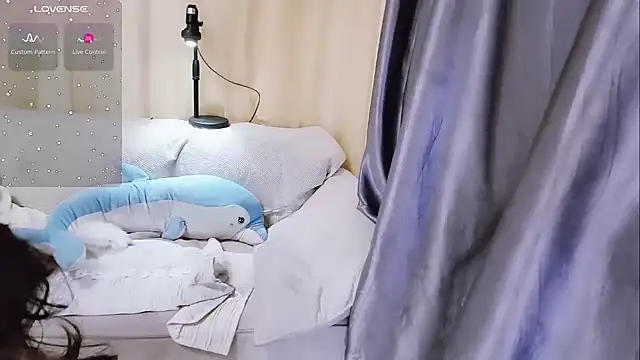 Ti amo UU online show from February 10, 1:55 pm