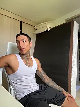 sendfer online show from December 3, 7:12 pm