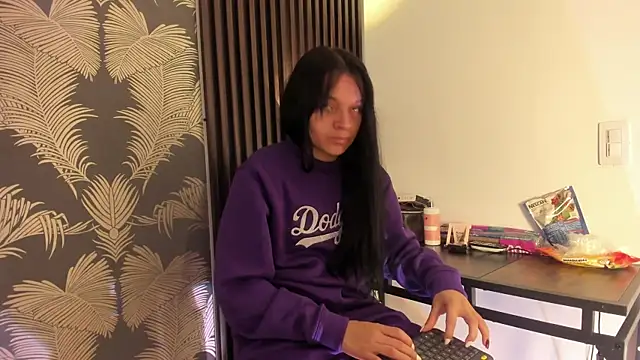  shantal smith online show from April 16, 1:28 am