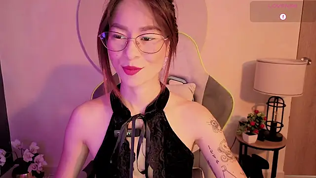 Snapshot of rosse_98_ chatting on June 22, 1:52 pm rosse 98 online show from June 22, 1:52 pm