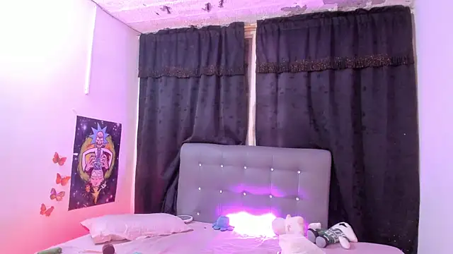 Megan Miles02 online show from July 19, 3:32 am