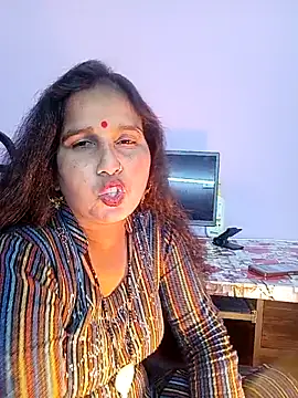 reemacouple007 online show from February 10, 7:45 am