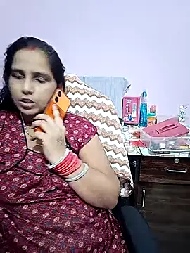 Snapshot of reemacouple007 chatting on July 18, 6:50 am reemacouple007 online show from July 18, 6:50 am
