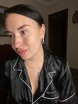 Roxana Bell online show from July 20, 7:16 pm