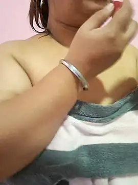 Ravina patil1 online show from June 26, 3:55 am