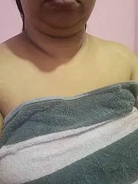 Ravina patil1 online show from June 28, 4:07 am