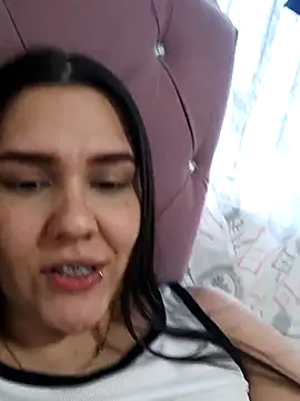 Ariakris online show from December 1, 9:31 pm