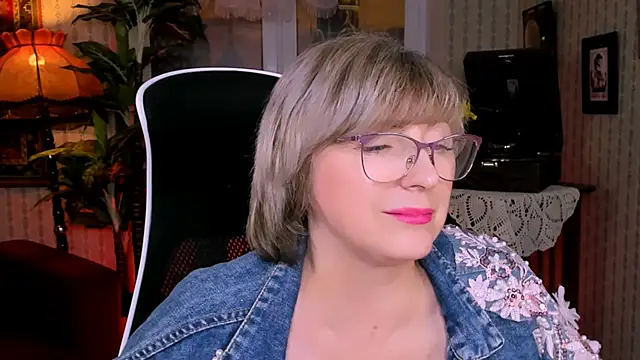 sugar vivien online show from January 18, 12:15 pm