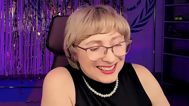 sugar vivien online show from February 22, 3:25 pm