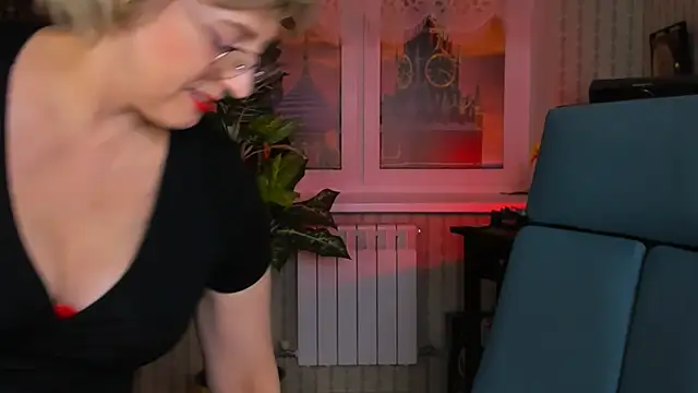 sugar vivien online show from March 6, 1:14 pm