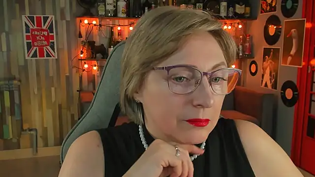 sugar vivien online show from March 13, 1:07 pm