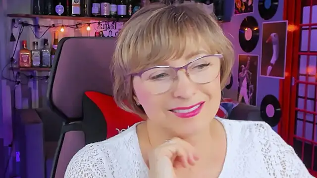 sugar vivien online show from October 13, 1:11 pm