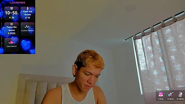 JulianRose 1 online show from November 9, 1:09 pm