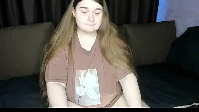 Snapshot of Aushpana chatting on October 29, 10:17 am Aushpana online show from October 29, 10:17 am