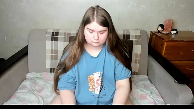 Snapshot of Aushpana chatting on December 16, 9:58 am Aushpana online show from December 16, 9:58 am