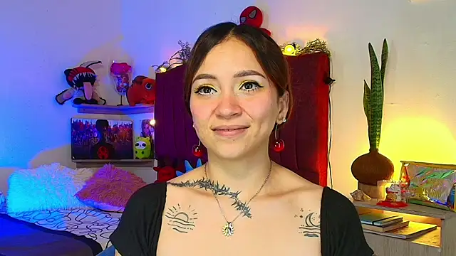 alisson zafiro  online show from March 5, 3:13 am