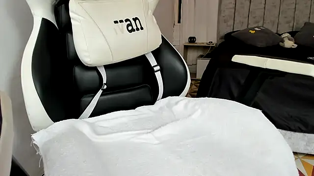 Valerioe online show from September 11, 1:33 pm