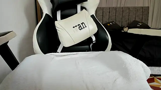 Valerioe online show from September 17, 1:24 pm