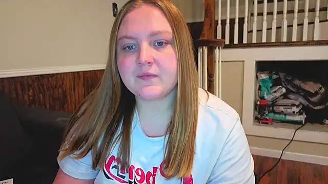 PhatAssBlond online show from February 3, 7:19 pm