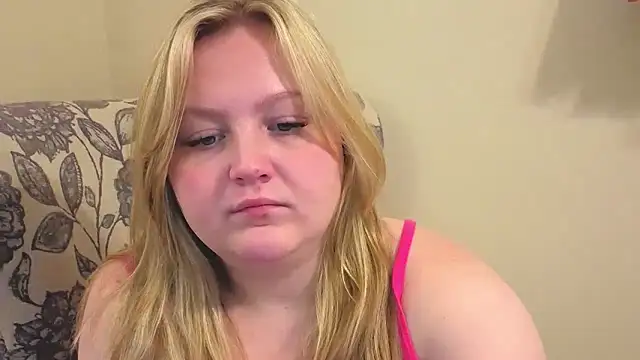 PhatAssBlond online show from April 18, 5:17 pm