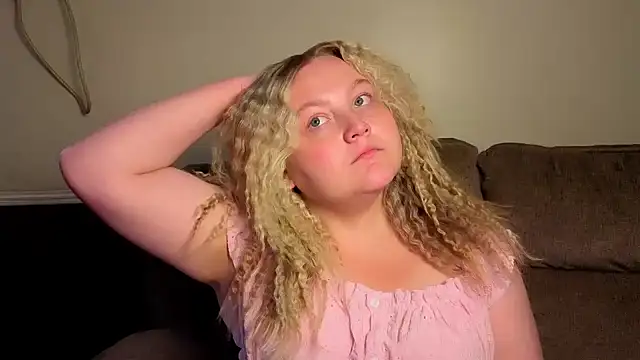 PhatAssBlond online show from July 20, 9:39 pm