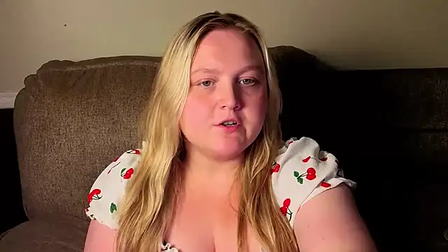 PhatAssBlond online show from August 7, 4:14 am