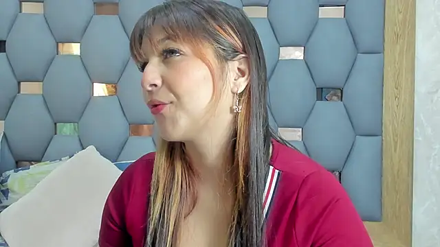 yayi derek online show from October 31, 10:05 am