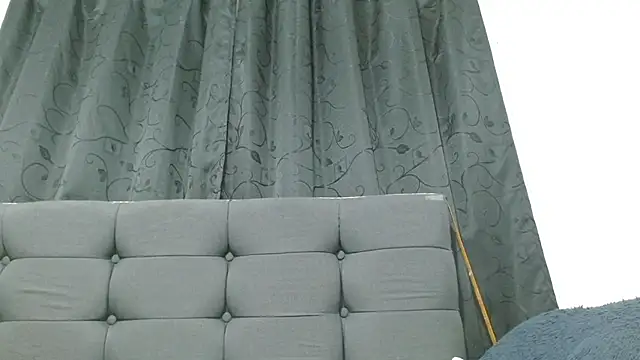 Alisteresa  online show from June 17, 2:03 am