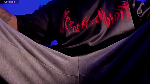 s sven03 online show from March 26, 1:55 am